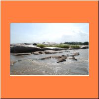 TungabhadraFlowingNearNavaBrindavana_6.jpg